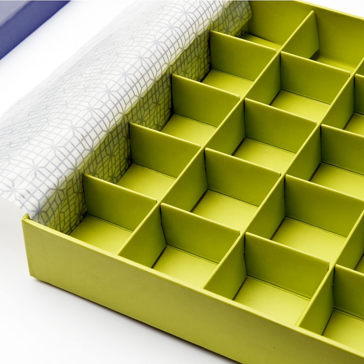 Wholesale Custom Printed Luxury Folding Rigid Paper gift box sweet chocolate box with printing paper tray food packaging